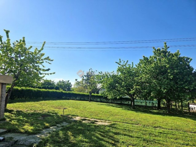 Eladó ikerház, Keszthelyen 49 M Ft, 1 szobás