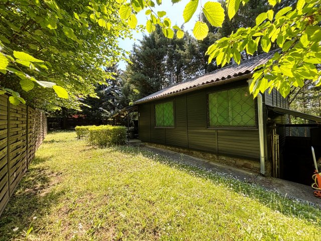Eladó nyaraló, Velencén 28 M Ft, 2 szobás / költözzbe.hu