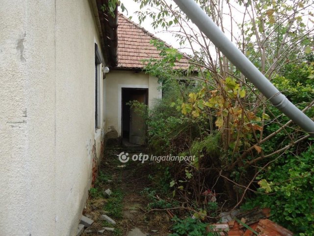 Eladó családi ház, Rábacsanakon 16.6 M Ft, 3 szobás
