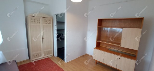 Eladó téglalakás, Zalaegerszegen 25 M Ft, 2 szobás