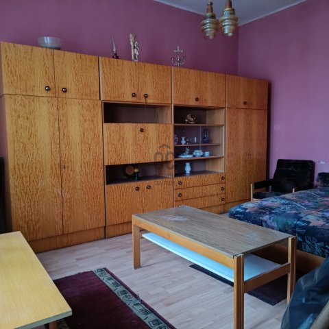Eladó téglalakás, Nagykanizsán 8.5 M Ft, 1 szobás