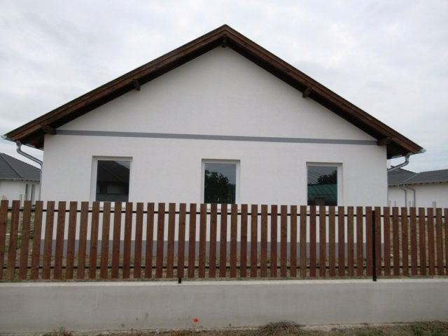 Eladó ikerház, Inárcson 85 M Ft, 4 szobás / költözzbe.hu