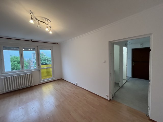 Eladó panellakás, Szombathelyen 30.99 M Ft, 2 szobás