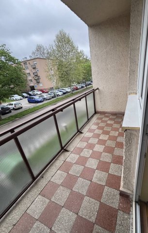 Eladó téglalakás, Oroszlányban 32 M Ft, 2 szobás