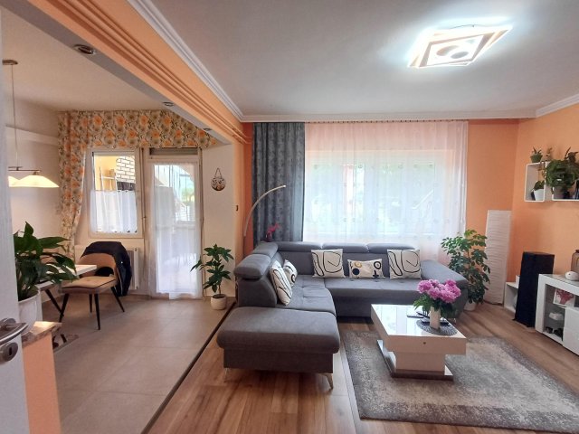 Eladó családi ház, Szombathelyen 67.9 M Ft, 4 szobás
