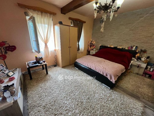 Eladó családi ház, Zagyvarékason 12.5 M Ft, 2 szobás