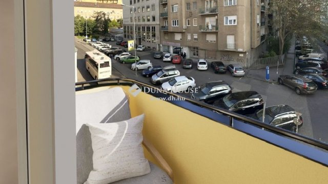 Eladó téglalakás, Budapesten, I. kerületben 169.9 M Ft, 5 szobás