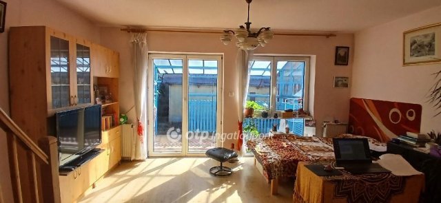 Eladó téglalakás, Budapesten, XXI. kerületben 57.99 M Ft
