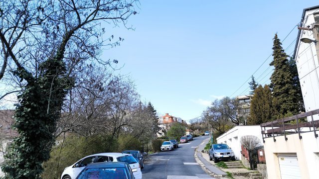 Eladó téglalakás, Budapesten, XII. kerületben, Fodor utcában