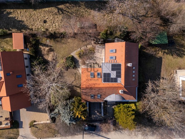 Eladó családi ház, Budakeszin 268 M Ft, 5 szobás