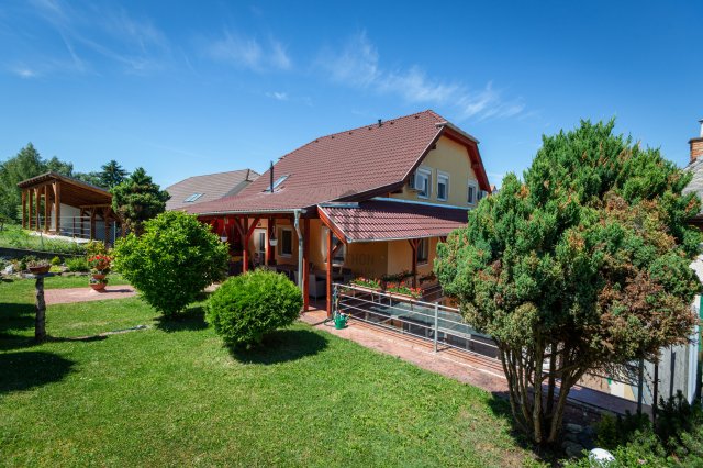 Eladó hotel, Egerben 259.9 M Ft / költözzbe.hu