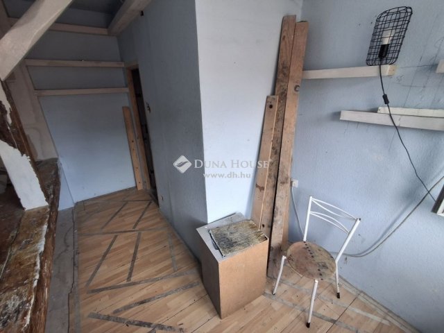 Eladó téglalakás, Budapesten, X. kerületben 34.9 M Ft, 3 szobás