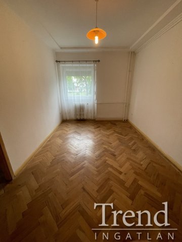 Kiadó iroda, Dunaújvárosban 100 E Ft / hó, 2 szobás