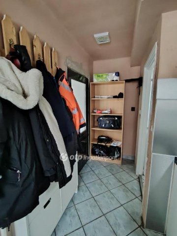 Eladó családi ház, Dabason 74.99 M Ft, 2+2 szobás