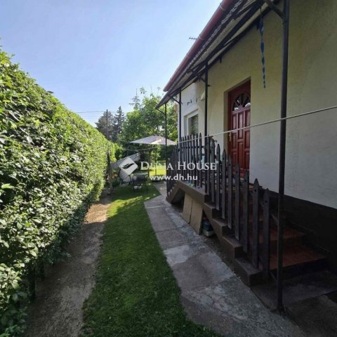 Eladó családi ház, Kecskeméten 34.9 M Ft, 2 szobás