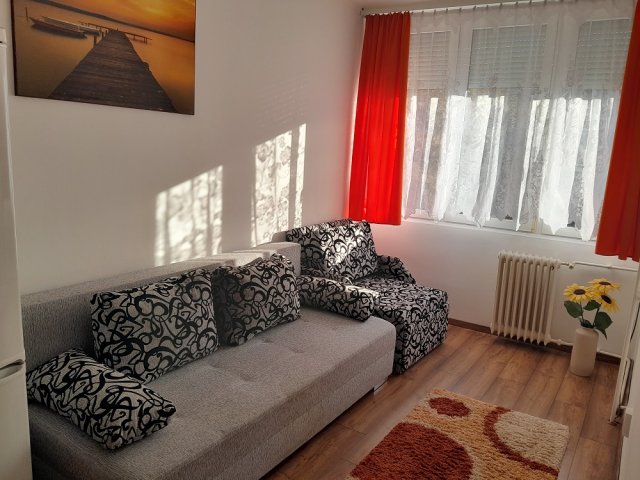 Kiadó téglalakás, albérlet, Oroszlányban 145 E Ft / hó