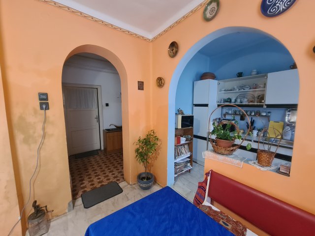 Eladó családi ház, Győrsövényházon 23 M Ft, 3 szobás