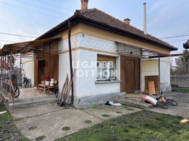 Eladó családi ház, Tápiógyörgyén 25 M Ft, 3 szobás