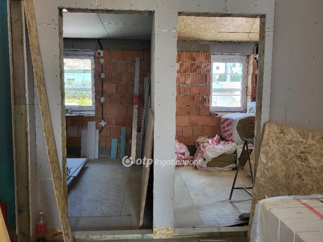 Eladó családi ház, Balatonszemesen 88 M Ft, 5 szobás