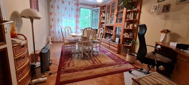 Eladó panellakás, Dunaújvárosban 39.5 M Ft, 3 szobás