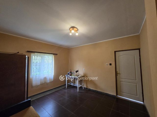 Eladó családi ház, Kabán 15.5 M Ft, 2 szobás