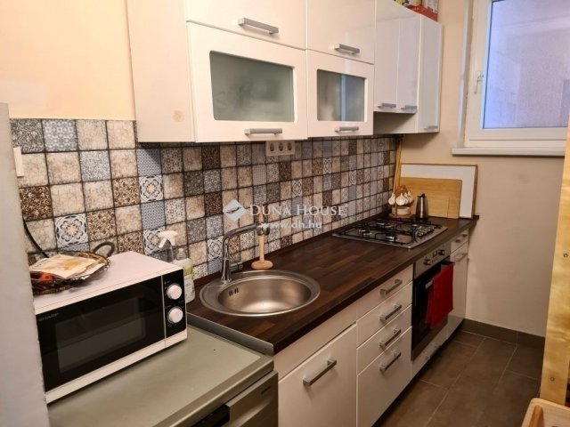 Eladó panellakás, Budapesten, XIV. kerületben 70 M Ft, 3 szobás