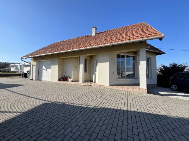 Eladó családi ház, Mályin 250 M Ft / költözzbe.hu