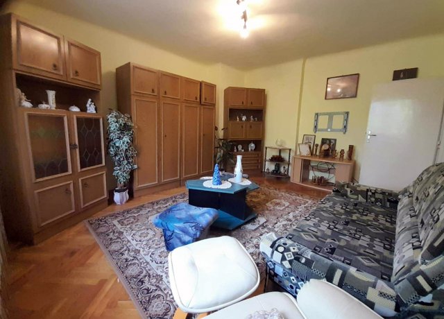 Eladó téglalakás, Pécsett 22.9 M Ft, 2 szobás