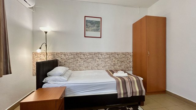 Kiadó téglalakás, albérlet, Debrecenben 360 E Ft / hó, 2 szobás