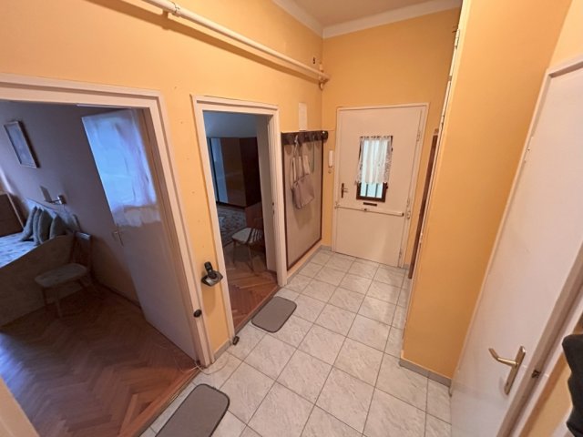 Eladó téglalakás, Nagykanizsán 31.5 M Ft, 2 szobás