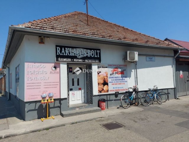 Kiadó üzlethelyiség, Kecskeméten 240 E Ft / hó