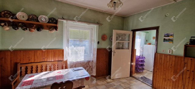 Eladó családi ház, Dunaszegen 34.9 M Ft, 4 szobás