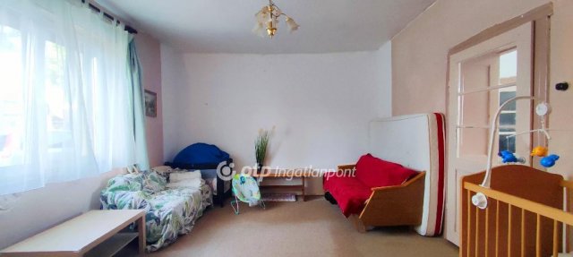 Eladó családi ház, Lajosmizsén 35 M Ft, 4 szobás