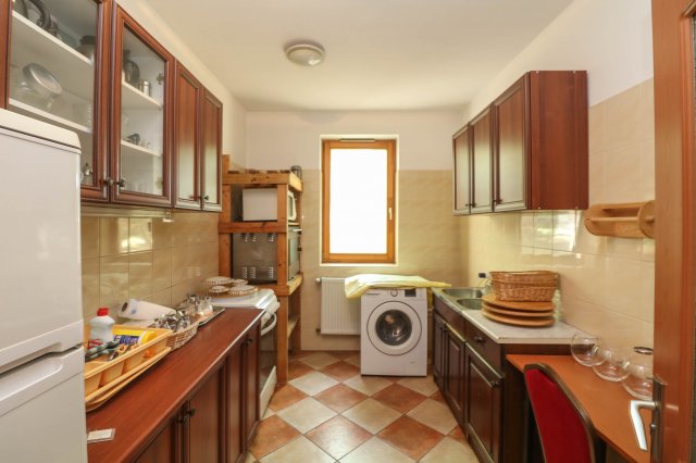 Eladó nyaraló, Etyeken 198 M Ft, 13 szobás / költözzbe.hu