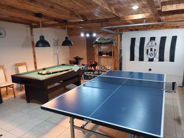 Eladó családi ház, Budapesten, X. kerületben 109 M Ft, 6 szobás
