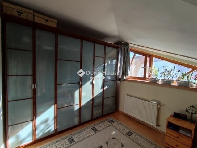 Eladó téglalakás, Budapesten, XVIII. kerületben 74.9 M Ft