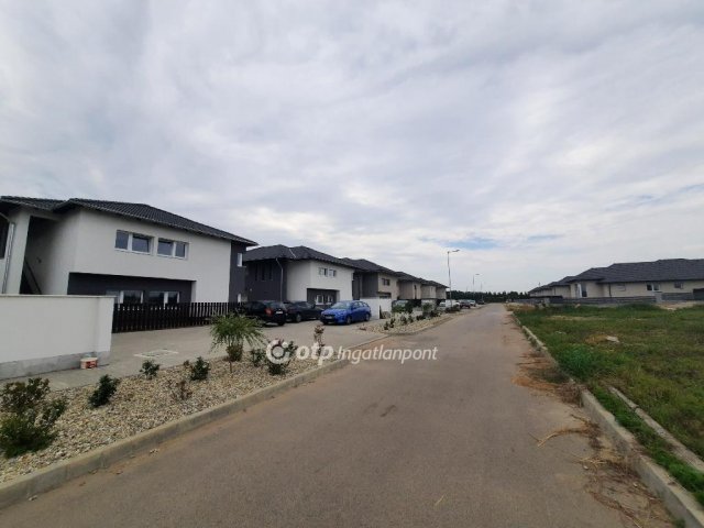 Eladó téglalakás, Mendén 45 M Ft, 2 szobás