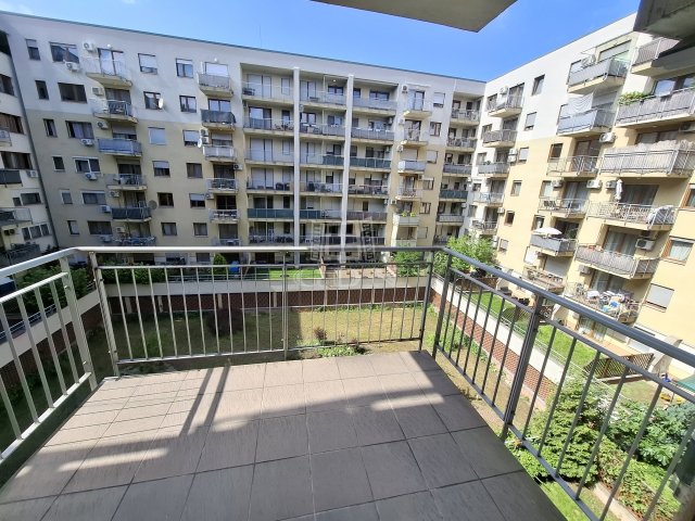 Eladó téglalakás, Budapesten, VIII. kerületben 84.9 M Ft
