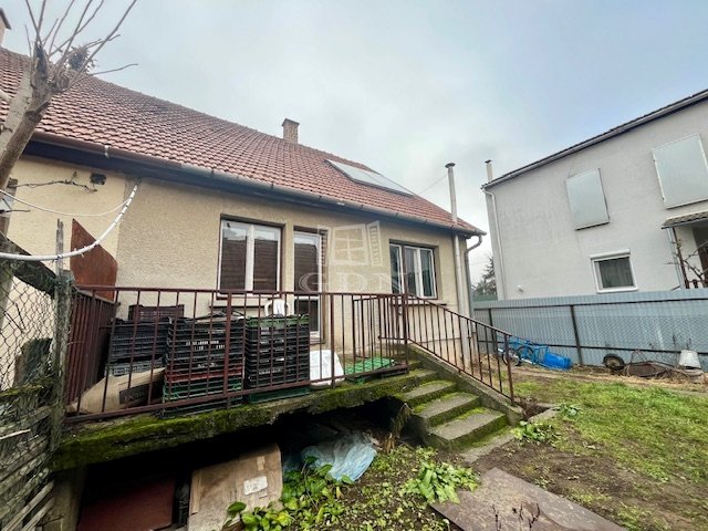 Eladó ikerház, Budapesten, XVI. kerületben 89.98 M Ft, 2+1 szobás