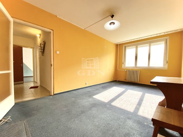 Eladó panellakás, Budapesten, III. kerületben 55.9 M Ft, 2 szobás