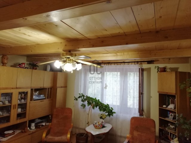 Eladó téglalakás, Oroszlányban 24.9 M Ft, 2 szobás