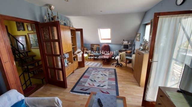 Eladó családi ház, Vácon 77.5 M Ft, 2 szobás
