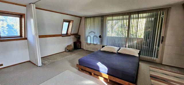 Eladó családi ház, Gödön 109.99 M Ft, 3 szobás