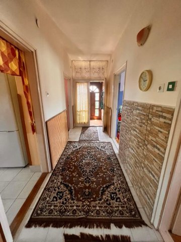 Eladó családi ház, Szentistvánon 27 M Ft, 3 szobás