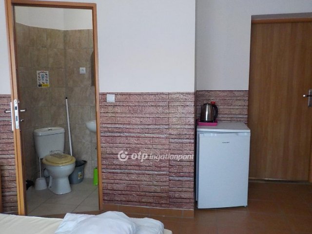 Eladó családi ház, Balatonlelleén 146 M Ft, 5+2 szobás