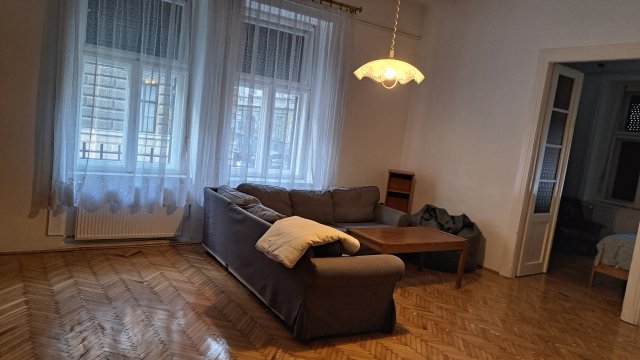 Eladó téglalakás, Budapesten, VII. kerületben 89 M Ft, 3 szobás