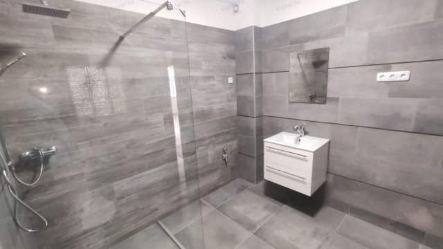 Eladó téglalakás, Budapesten, XVII. kerületben 54.4 M Ft