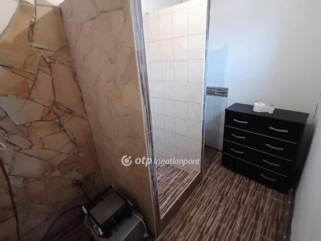Eladó családi ház, Hajdúböszörményen 41 M Ft, 4 szobás