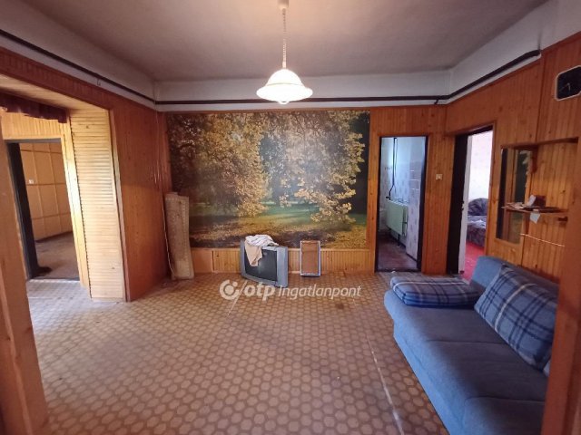 Eladó családi ház, Tiszalökön 14.9 M Ft, 2 szobás