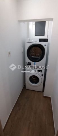 Eladó téglalakás, Budapesten, V. kerületben 215 M Ft, 5 szobás